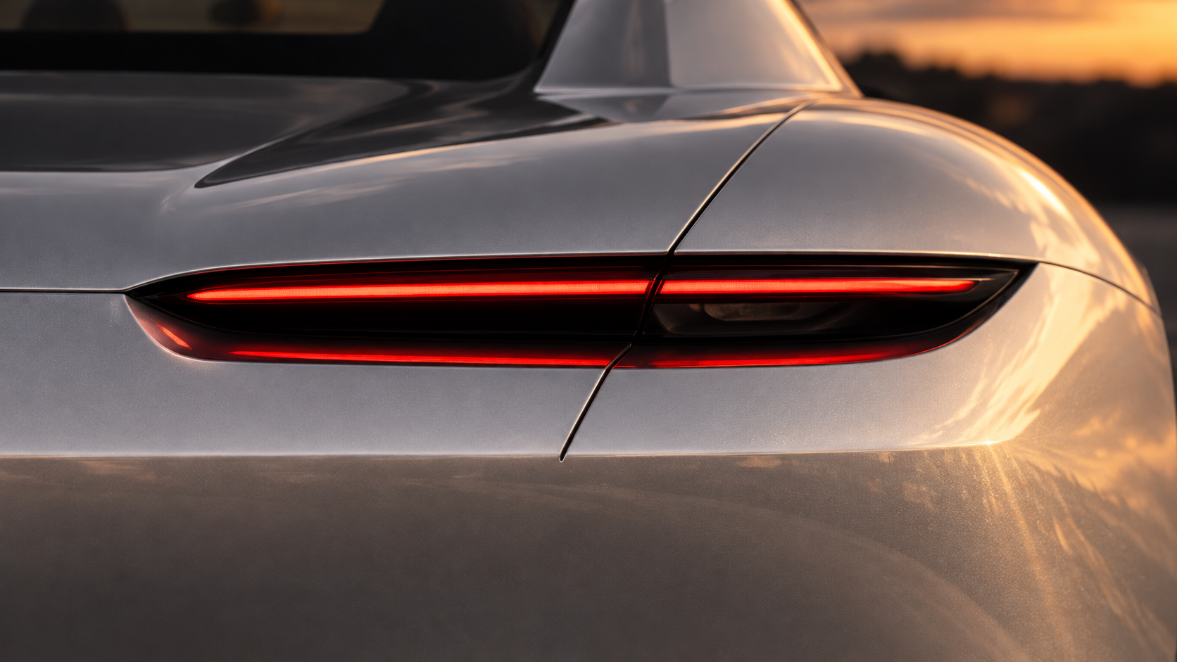 Rear light / silver shoulder reference frame